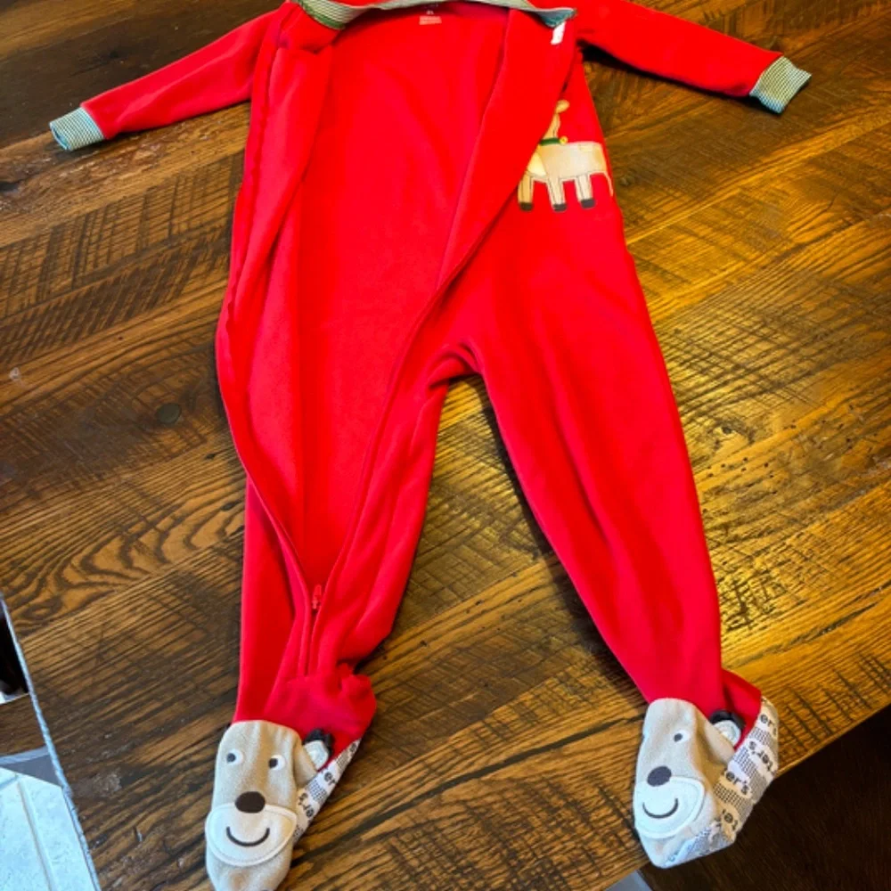 Carters 3T Footed Pajamas - excellent condition!
